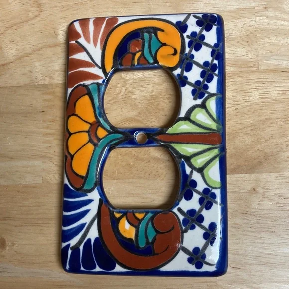 Talavera Ceramic Light Switch and Outlet Plates Covers Set of 3 - Picture 3 of 6